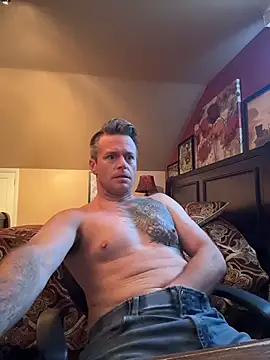 DILFiGuess11 online show from April 2026 02:51:02 PM