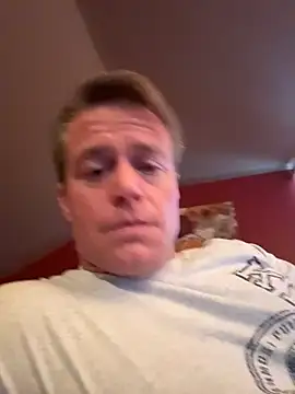 DILFiGuess11 online show from February 2026 09:14:02 PM