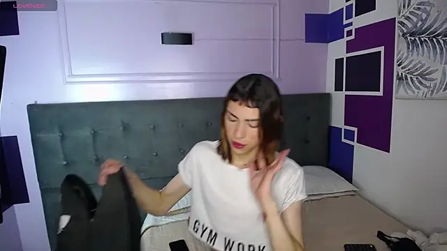 Snapshot of Aaron_Fordd chatting on October 2025 05:01:01 PM Aaron Fordd online show from October 2025 05:01:01 PM