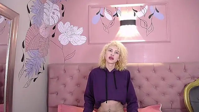 Snapshot of Aaron_Fordd chatting on December 2025 12:39:01 PM Aaron Fordd online show from December 2025 12:39:01 PM