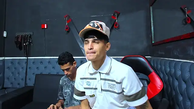 Golldens Dreamss online show from December 2025 12:28:02 PM