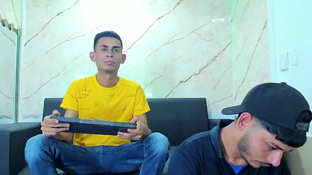Golldens Dreamss online show from September 2025 08:15:02 PM