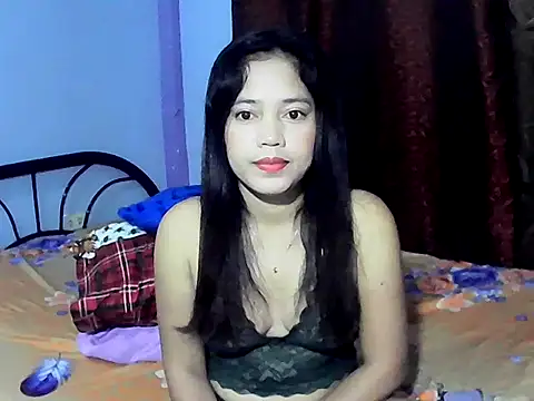 xmaldita18 online show from December 2025 05:55:02 PM