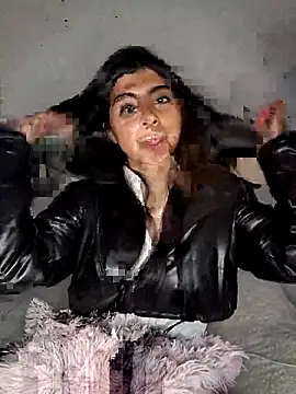 Snapshot of DianeSuns_ chatting on October 2025 02:34:01 AM DianeSuns online show from October 2025 02:34:01 AM