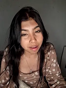 Snapshot of DianeSuns_ chatting on October 2025 03:07:02 AM DianeSuns online show from October 2025 03:07:02 AM