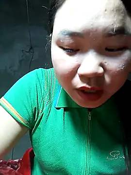 may-squirl online show from November 2025 02:39:02 AM