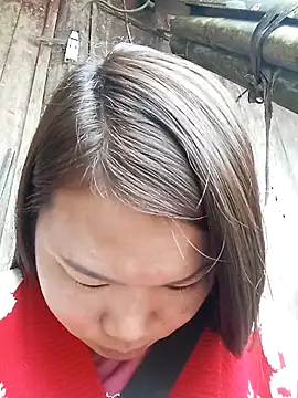 may-squirl online show from December 2025 08:24:02 AM