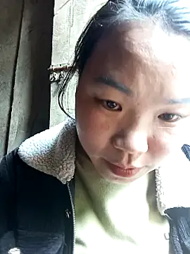 may-squirl online show from November 2025 03:32:02 AM