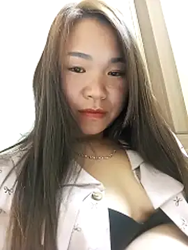 may-squirl online show from November 2025 08:09:02 PM