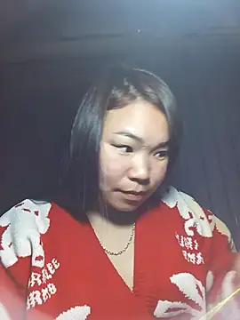 may-squirl online show from December 2025 12:55:01 PM