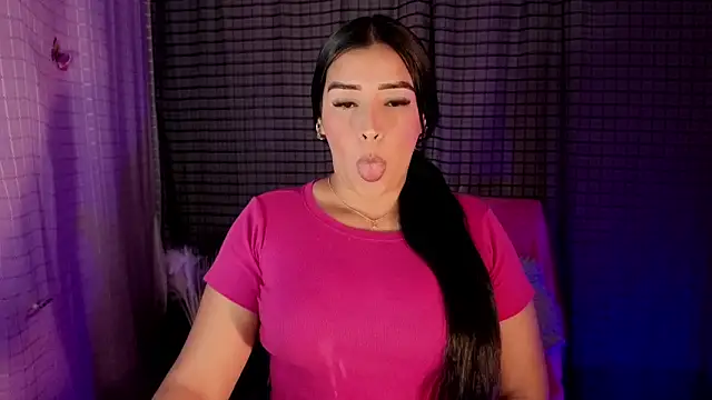 Kayleemorales online show from February 2026 05:33:02 PM