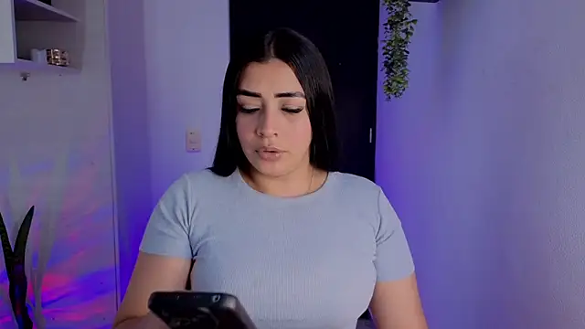 Kayleemorales online show from May 2026 05:42:01 PM