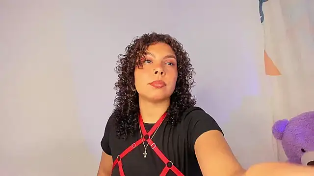 ViolettaMiller  online show from April 2026 01:17:02 PM