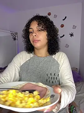 ViolettaMiller  online show from October 2025 01:10:02 PM