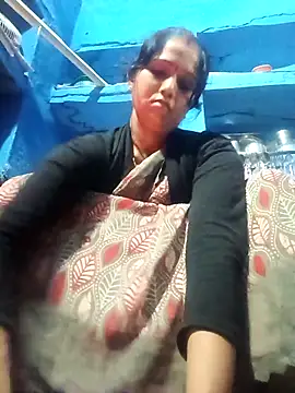 Jooli xx online show from March 2026 11:24:01 PM