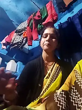 Jooli xx online show from February 2026 01:44:01 PM