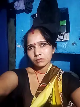 Jooli xx online show from April 2026 02:21:01 PM