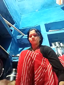 Jooli xx online show from February 2026 01:24:02 AM