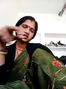 Jooli xx online show from February 2026 09:11:02 AM