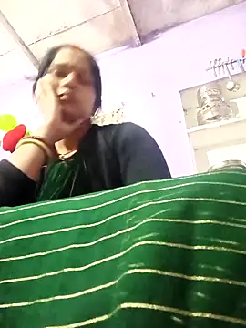 Jooli xx online show from February 2026 11:27:02 PM