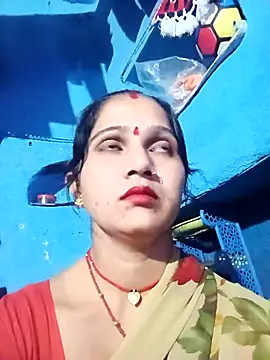 Jooli xx online show from March 2026 03:02:01 PM