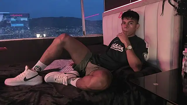 Jack castell online show from June 2026 11:35:01 PM