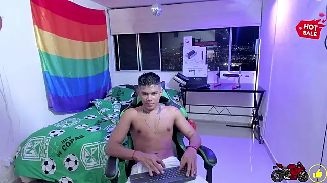 Snapshot of Jack_castell chatting on November 2025 11:38:01 PM Jack castell online show from November 2025 11:38:01 PM