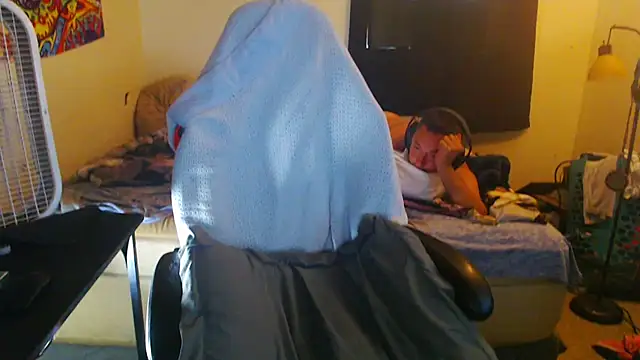 YoBlezz online show from June 2026 07:41:01 PM