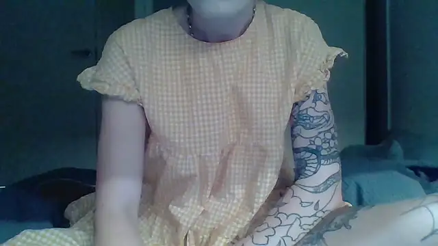 liltiddygoffwaifu online show from October 2025 06:02:02 AM