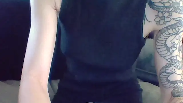 liltiddygoffwaifu online show from November 2025 03:29:03 AM