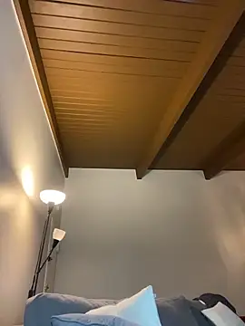 TRILLAHUNG online show from October 2025 04:39:02 PM