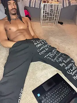 TRILLAHUNG online show from March 2026 08:27:02 PM