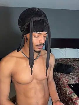 TRILLAHUNG online show from March 2026 11:01:02 PM