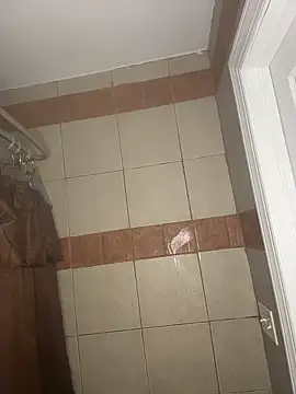 TRILLAHUNG online show from November 2025 08:53:01 PM