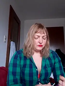 LiluLiluLilu online show from December 2025 08:24:02 AM