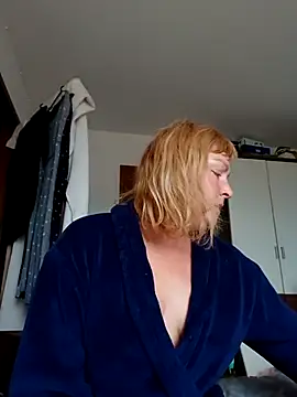 LiluLiluLilu online show from April 2026 07:24:01 AM