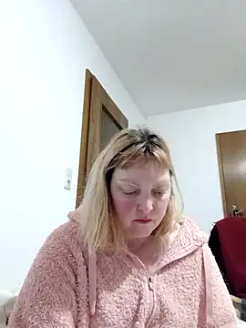 LiluLiluLilu online show from March 2026 10:21:01 PM