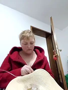 LiluLiluLilu online show from March 2026 08:10:02 PM