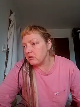 LiluLiluLilu online show from May 2026 06:09:01 PM