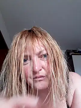 LiluLiluLilu online show from October 2025 08:49:02 AM