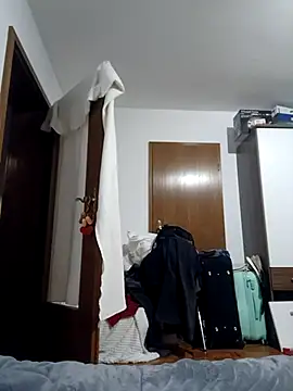 LiluLiluLilu online show from April 2026 07:30:01 PM