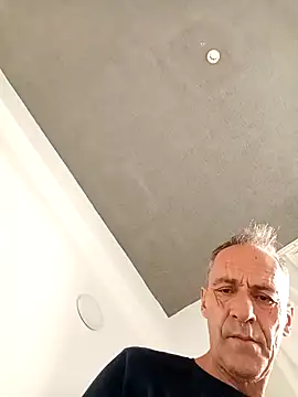 Meliwem12 online show from October 2025 05:28:02 AM