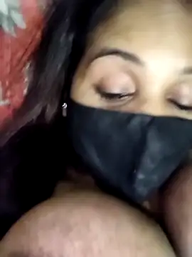 Snapshot of V-hot-swiet chatting on September 2025 12:28:02 AM V-hot-swiet online show from September 2025 12:28:02 AM