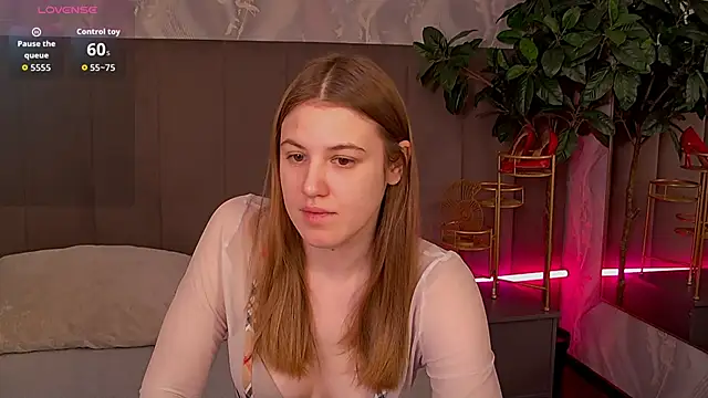 MelanieHenders online show from December 2025 05:30:02 AM