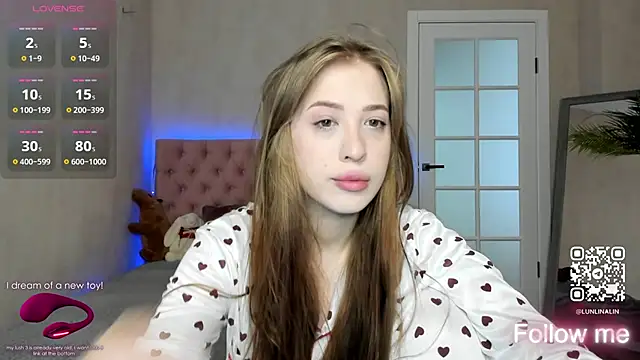 LightStar 18 online show from September 2025 09:04:01 AM