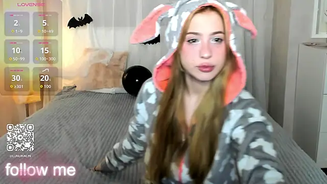 LightStar 18 online show from November 2025 09:14:02 AM