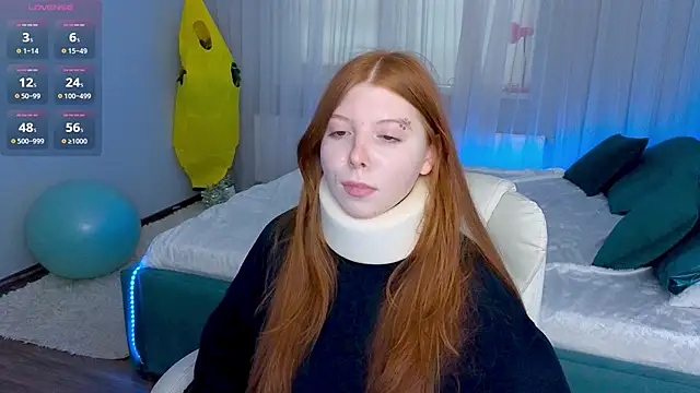 Snapshot of Adell__Shine chatting on September 2025 11:16:01 AM Adell Shine online show from September 2025 11:16:01 AM