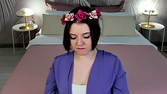 Snapshot of AlmaSound chatting on October 2025 05:07:02 AM AlmaSound online show from October 2025 05:07:02 AM