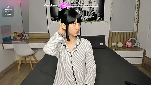 gabby little online show from December 2025 06:07:01 PM