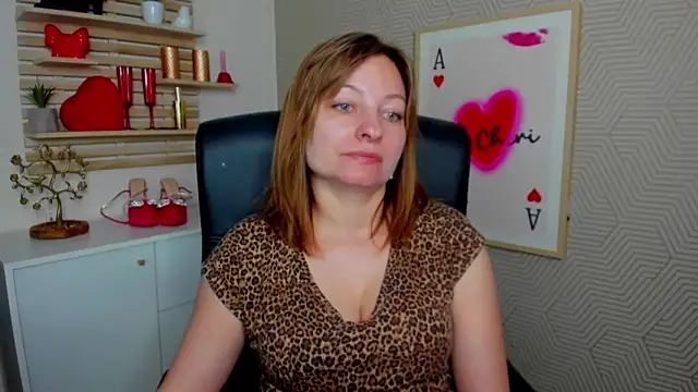 angelaSamt online show from May 2026 05:44:02 AM